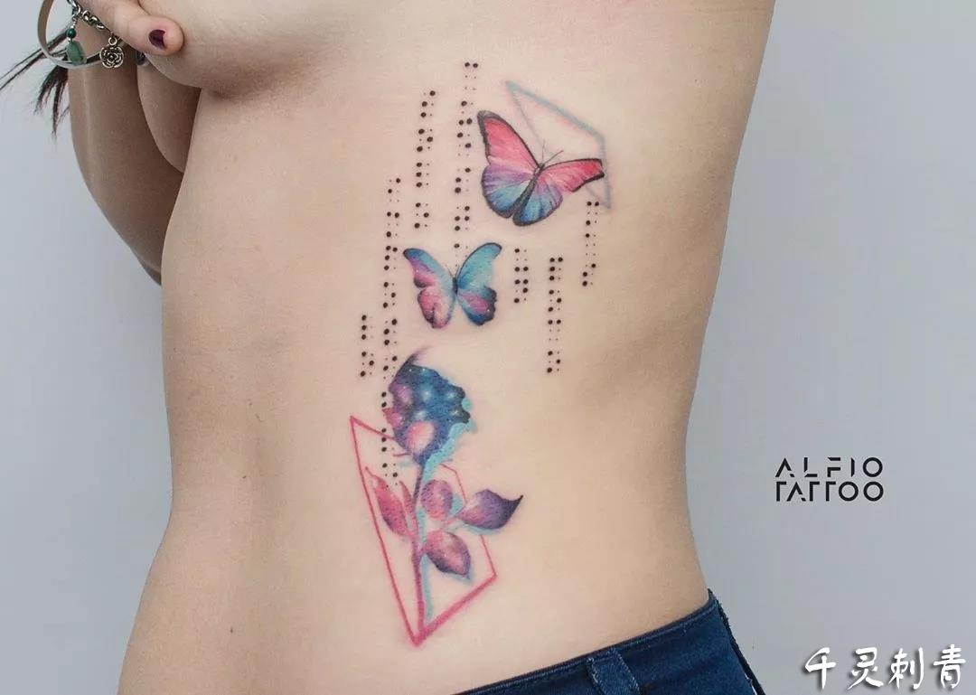 水彩蝴蝶花纹身手稿图案