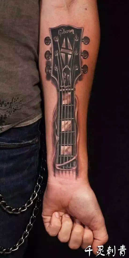吉他纹身手稿图案