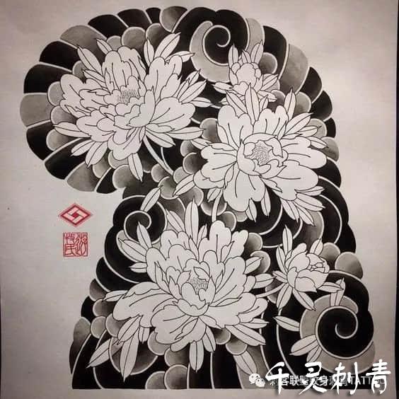 日式半甲菊花纹身手稿图案